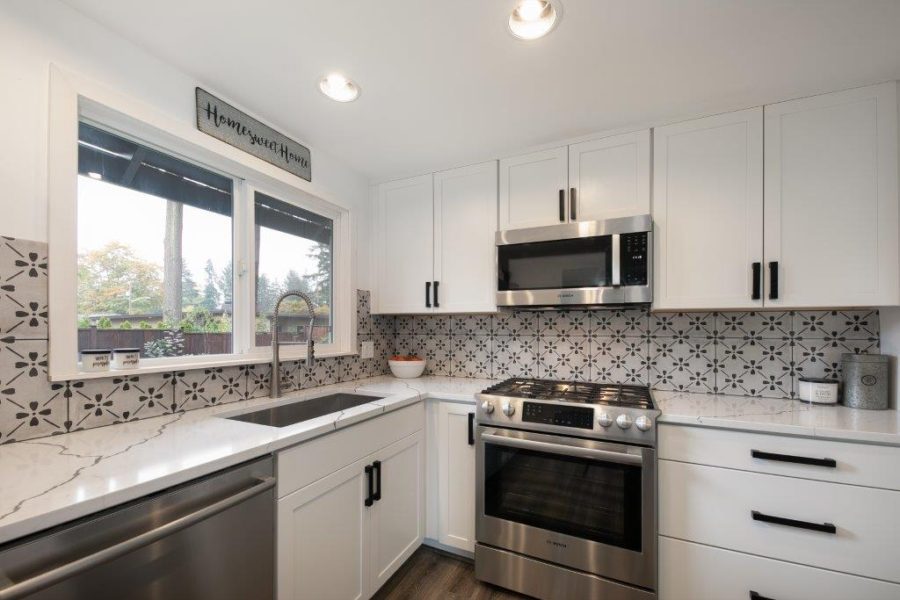 3. Farmhouse Kitchen (22)