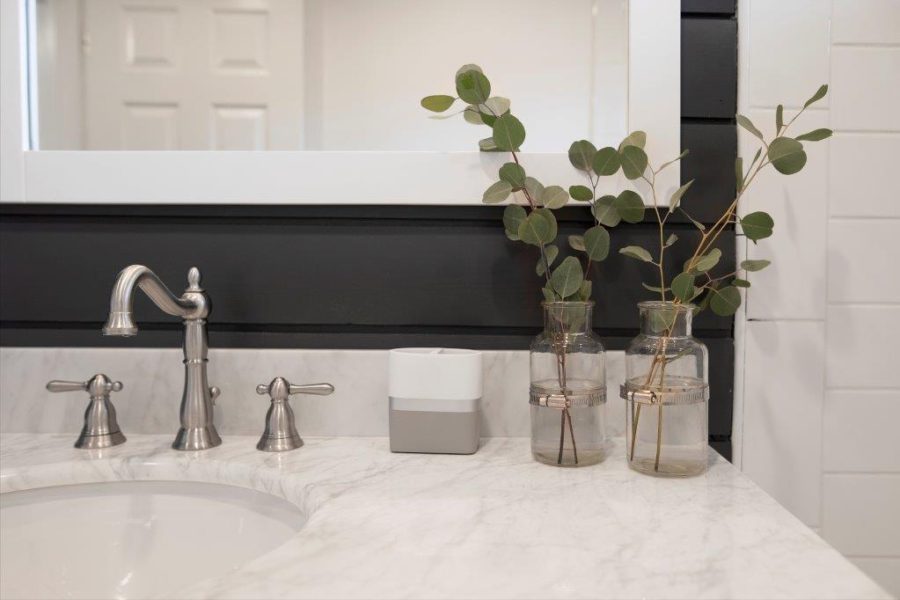 6. Shiplap Bathroom (12)