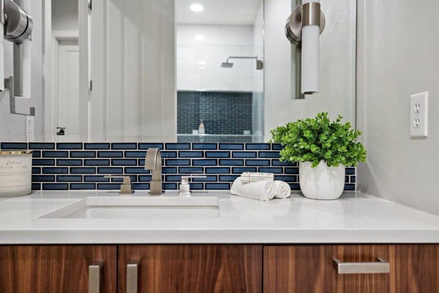 Transitional Bathroom (14)